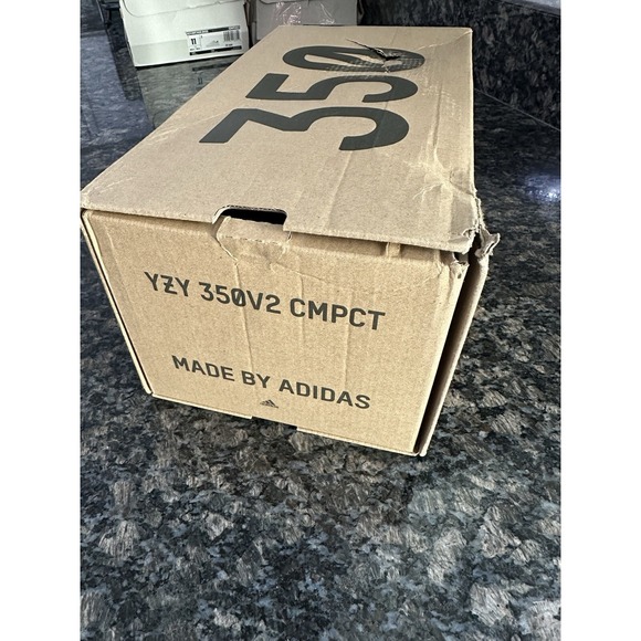 Adidas Yeezy Boost 350 V2‎ CMPCT Slate Carbon Size 7.5.  HQ6319 NEW Black Kanye